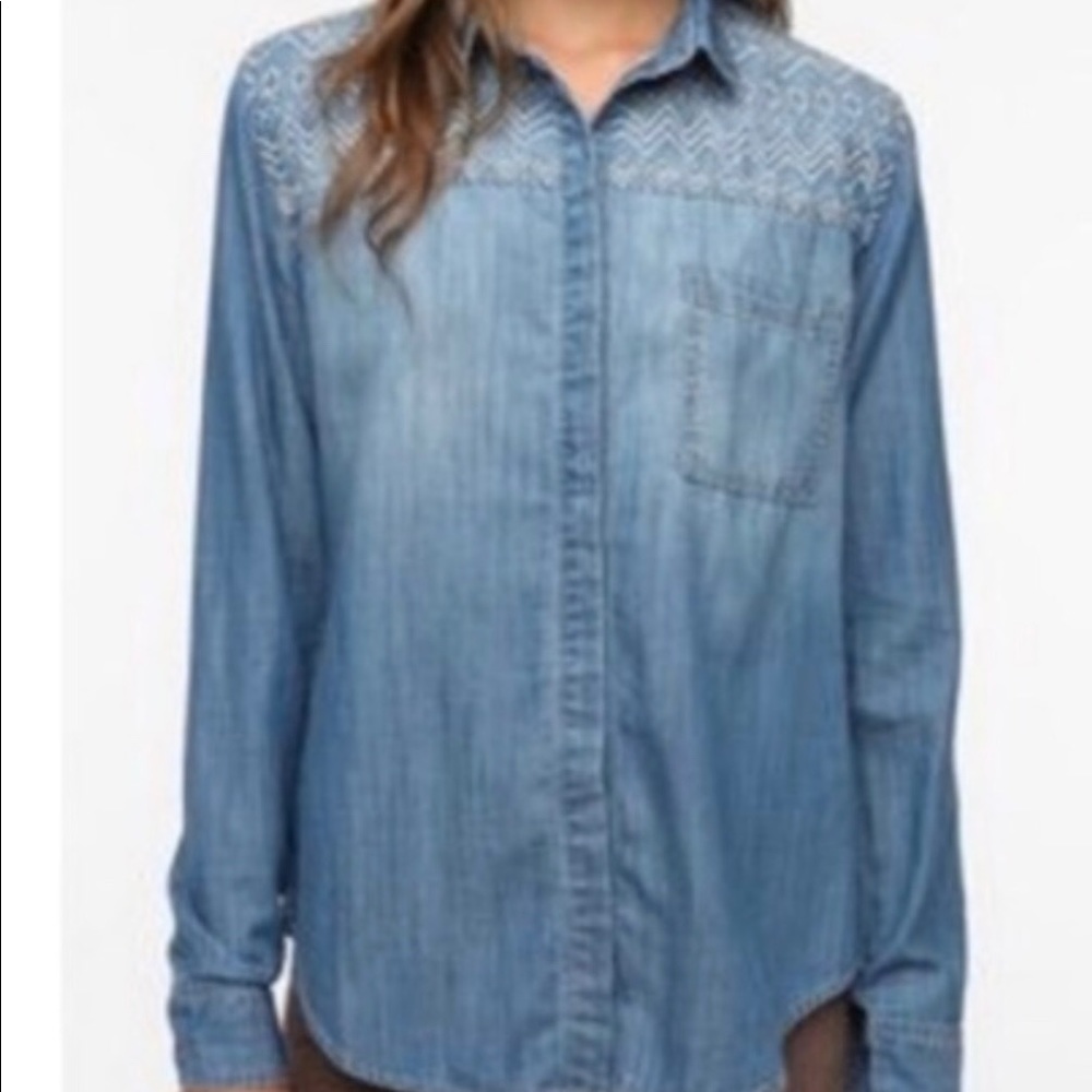Staring at Stars Chambray ahirt